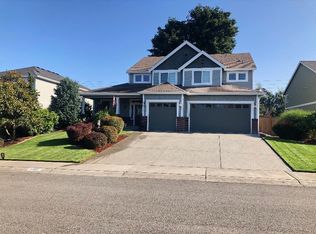 21801 31st St E, Lake Tapps, WA 98391