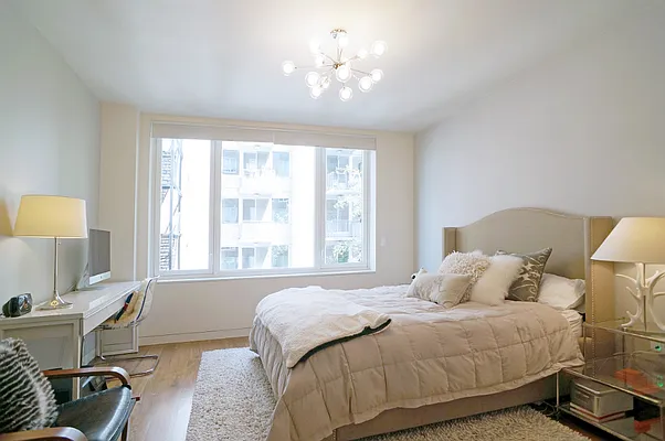 Sold by Level Group | media 6