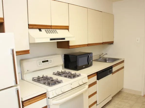 1030 E Lancaster Ave APT 1001, Bryn Mawr, PA 19010