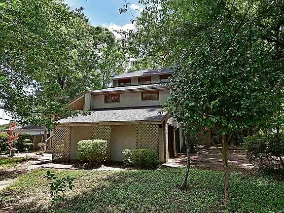 3rd image of 3403 Edinborough Ct