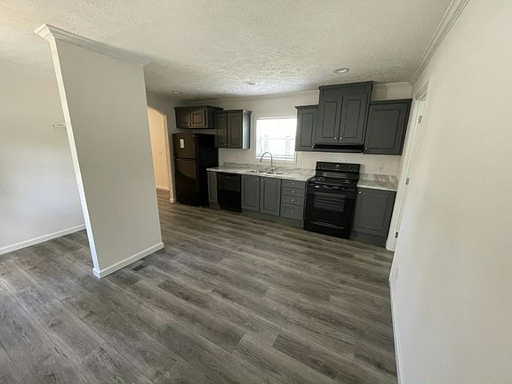 3rd image of 10201 W Beaver St #5