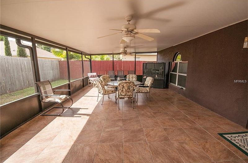 2nd image of 1092 Amanda Kay Cir