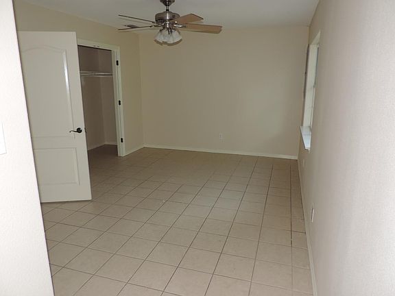 5th image of 1117 W Chavez St