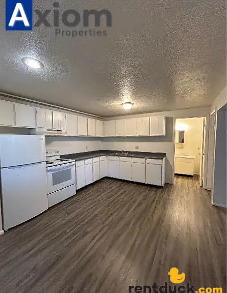 Cottonwood Villas — Photo 1