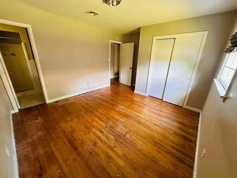 4259 Amherst Dr — Photo 5