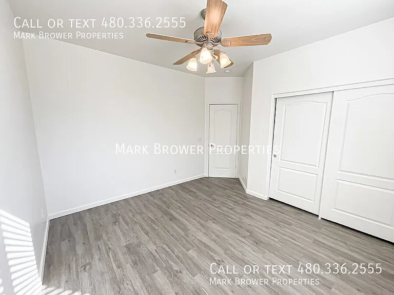 1302 E Elgin Pl — Photo 29