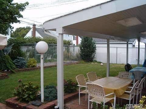 4th image of 1029 Sherman Dr