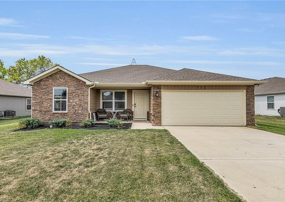 1st image of 712 Hidden Meadows Dr