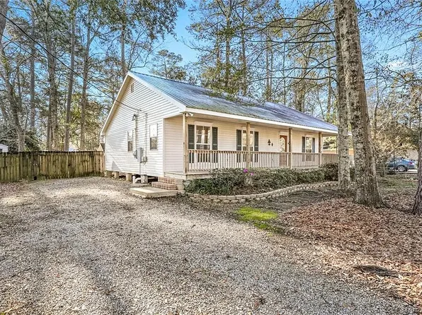 208 Inspiration Ln, Covington, LA 70433
