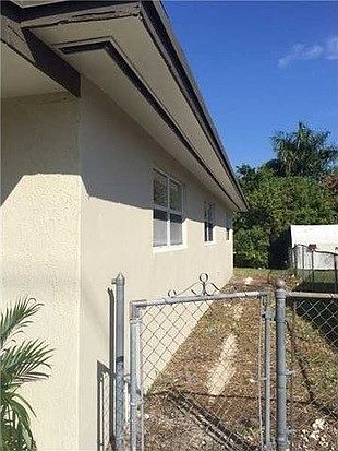 1st image of 1611 NW 168th Ter