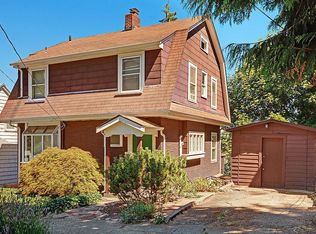 5022 21st Ave NE, Seattle, WA 98105
