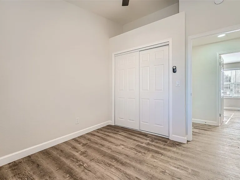 5701 Wagonwheel Trl — Photo 18