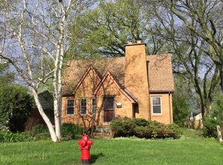 155 S Western Ave, Aurora, IL 60506