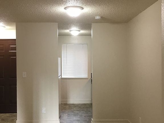 5th image of 720 SE 187th Ave #107