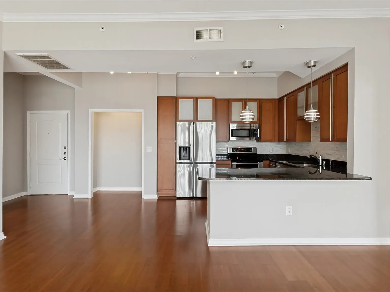 2 bed, 2.0 bath, 1254 sqft, $2,900 — Photo 4