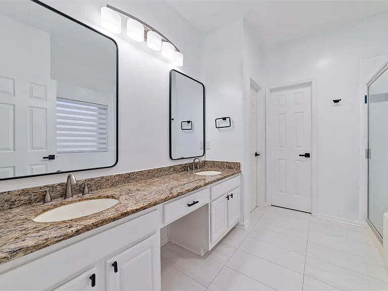 20415 Longspring Dr — Photo 17