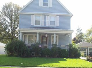207 Cornell Ave, Elyria, OH 44035