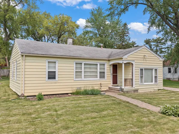 21282 W Danny Ln, Lake Villa, IL 60046