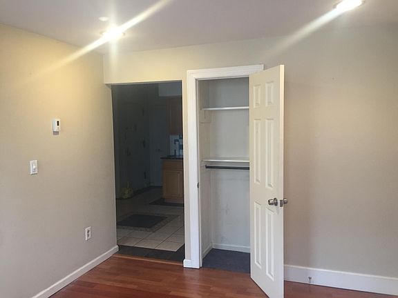 2nd image of 180 Lincoln Pl APT 1