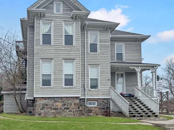 84 Great North Rd #302, Parry Sound, ON P2A 2N8