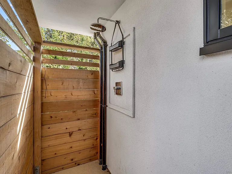 7135 Olivetas Ave — Photo 40