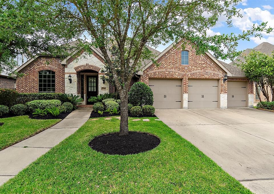 1st image of 17506 Sunbriar Ln