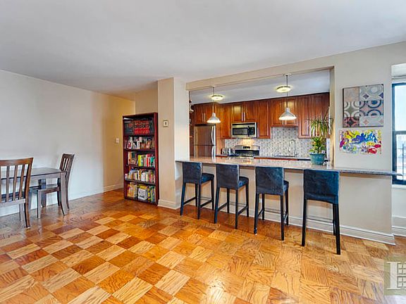 3rd image of 417 Grand St APT D1602