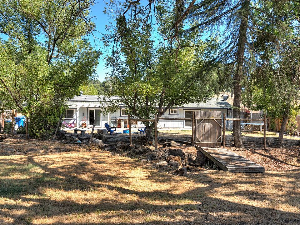 1st image of 29916 Deer Trail Ln