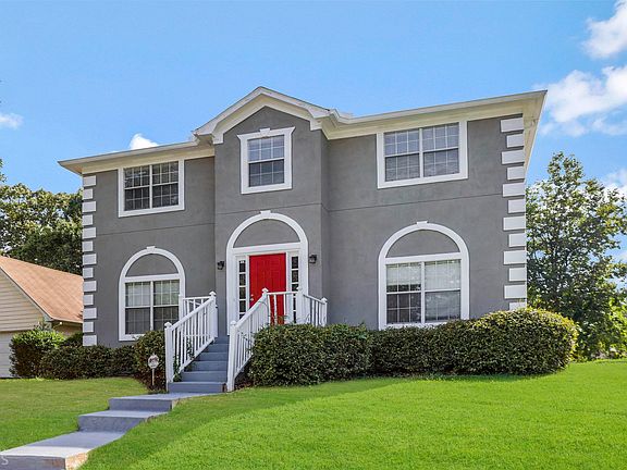 3rd image of 1051 Boardwalk Pl