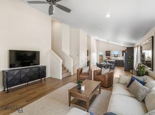 725 Thrice Loop, Belgrade, MT 59714