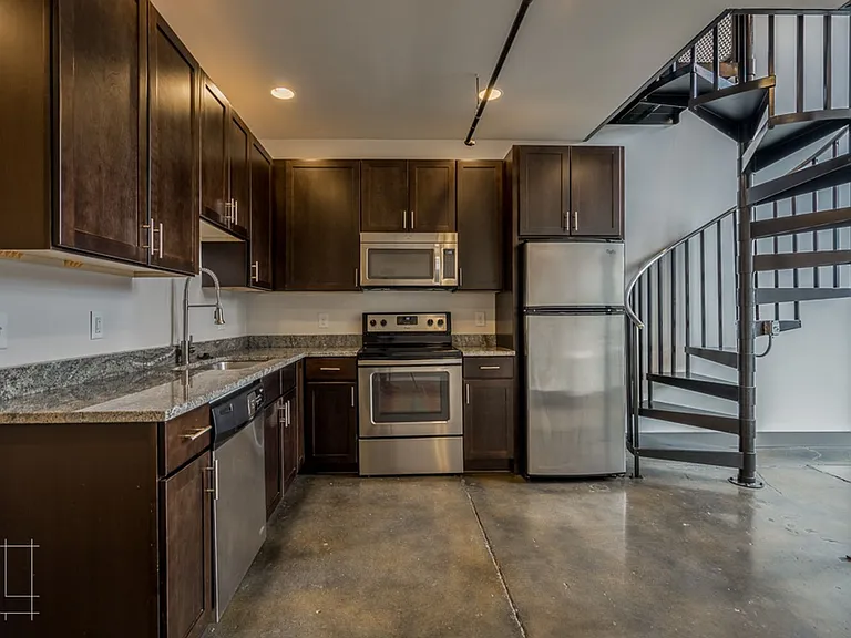 Wonder Bread Lofts — Photo 63