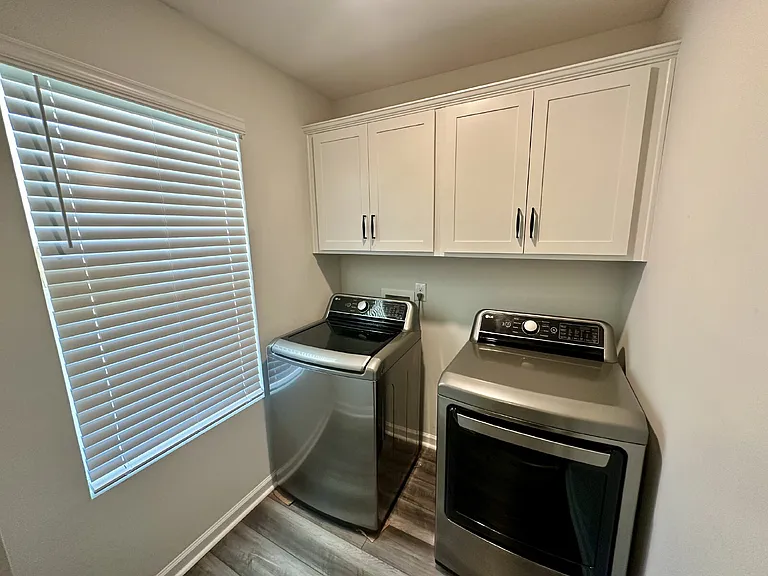 409 Eclipse Ln — Photo 26