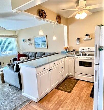 3rd image of 2520 S Federal Hwy APT 16