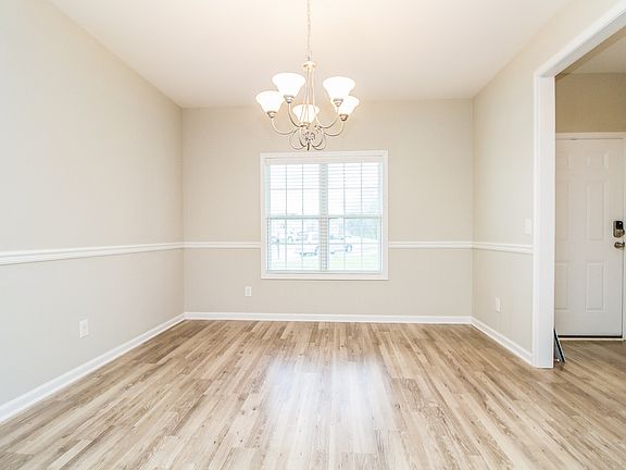 5th image of 4032 Effie Seward Dr