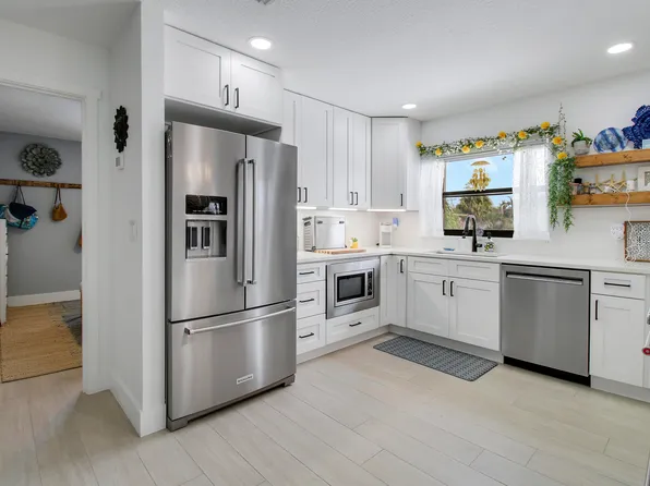 1871 SW PALM CITY Road #G402, Stuart, FL 34994
