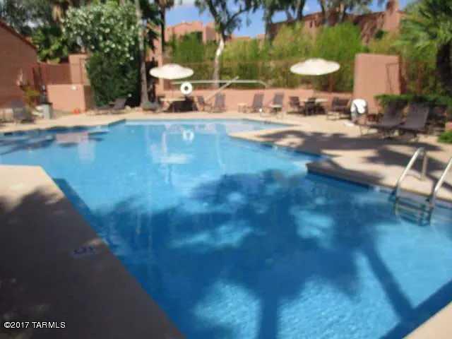 5051 N Sabino Canyon Rd #182168 — Photo 2