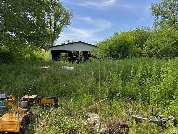 3rd image of 2511 W 1120th St N