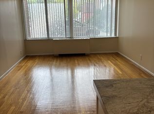 22 Chestnut Pl APT M4, Brookline, MA 02445
