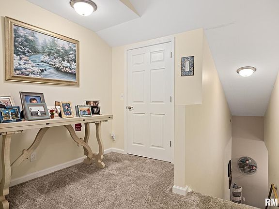 3rd image of 518 Harbor Pointe Dr