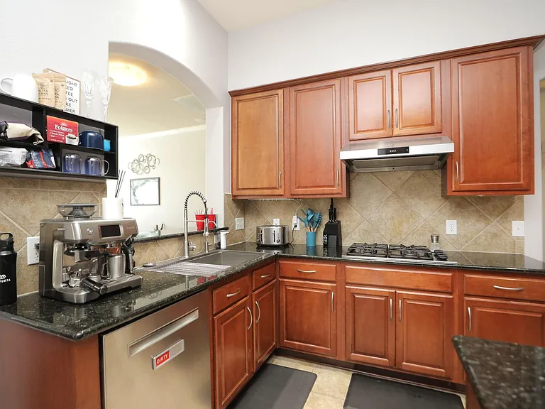 8410 Brighton Lake Ln — Photo 14
