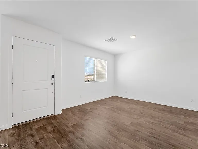 12184 Mojave Gold Rd #2 — Photo 4