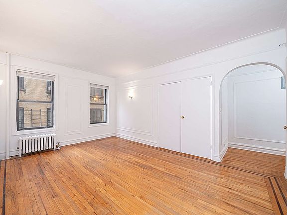 2nd image of 225 Bennett Ave APT 3N