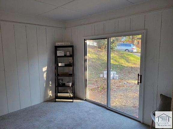 2nd image of 4344 Sunset Dr