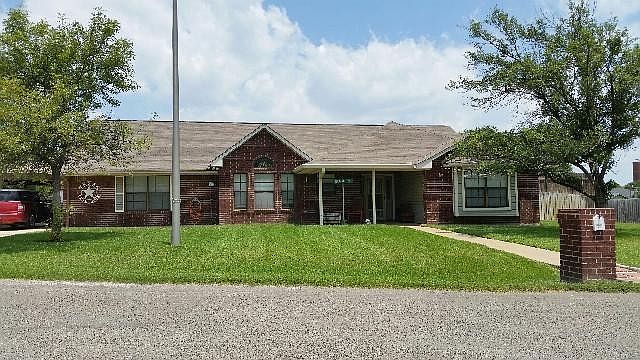 1st image of 107 Alice Cir