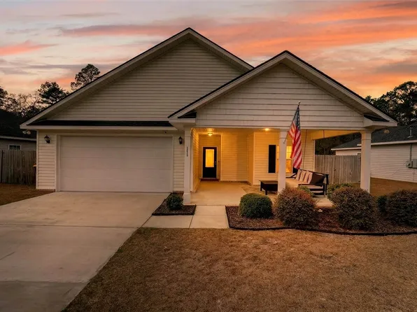 1213 Market St, Darien, GA 31305
