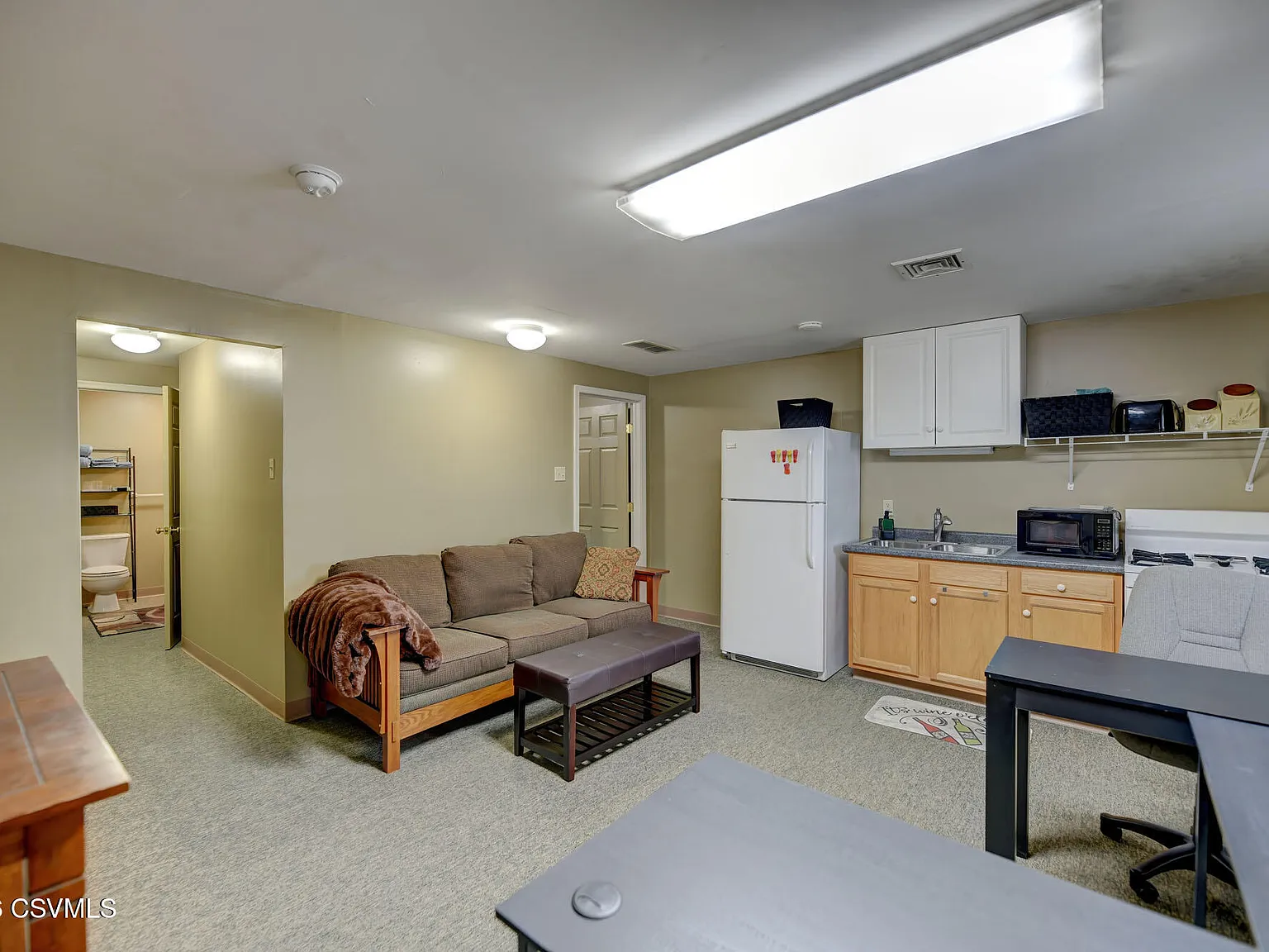 1 bed, 418 sqft, $1,200 — Photo 2
