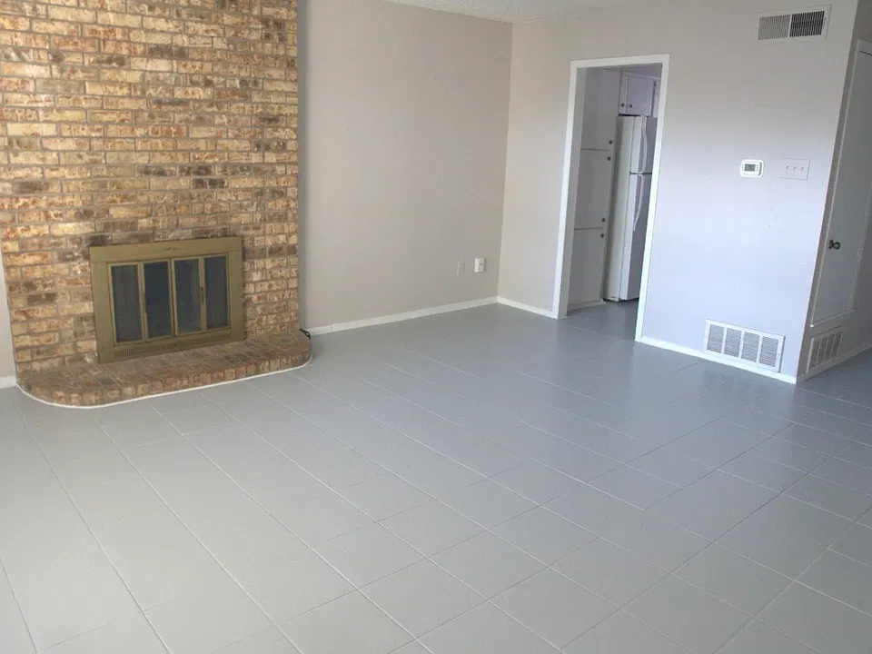 1052 Bland Dr