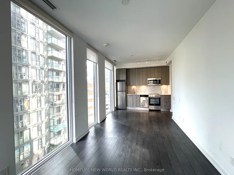 28 Wellesley St E #907 — Photo 6