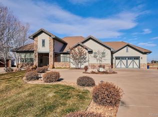 2483 W Peakview Ct, Littleton, CO 80120
