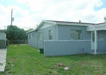 3rd image of 1400 NW 199th St